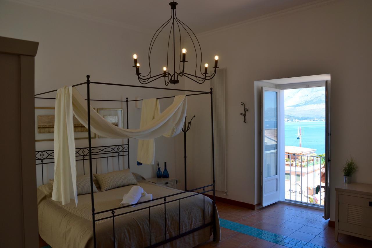 Bed and Breakfast Il Bottone Al Duomo Geata Exterior foto