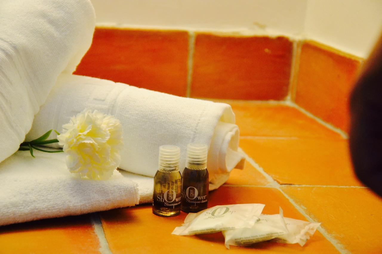 Bed and Breakfast Il Bottone Al Duomo Geata Exterior foto